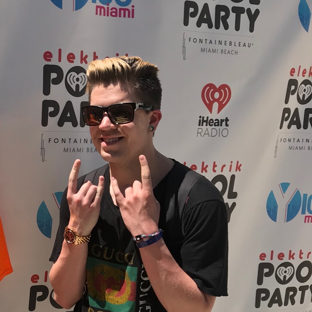 Meet your Posher, Andrew